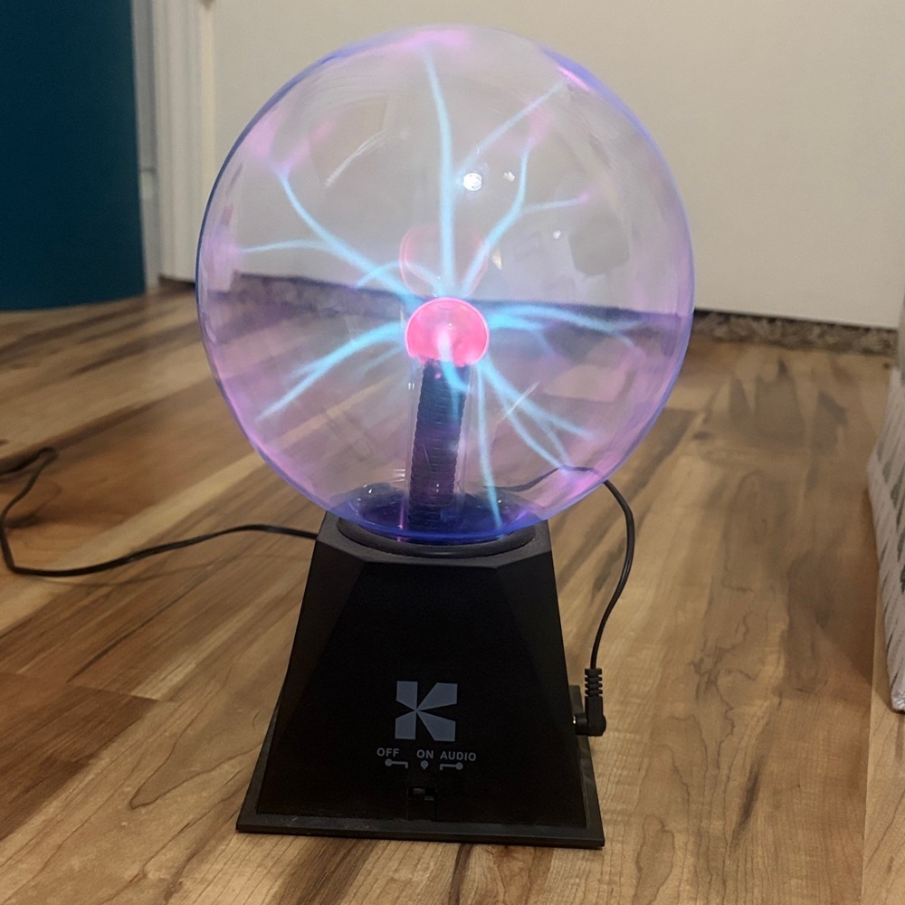 Plasma ball - Picture 3 of 3
